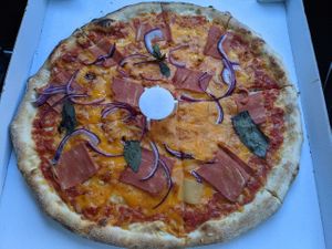 Bacon pizza at Manso Pizzeria in Barcelona