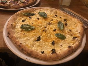 4 cheeses  at Manso Pizzeria in Barcelona