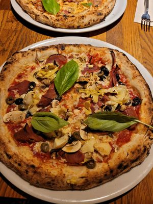 Vegan smoked ham, artichokes, mushrooms at Manso Pizzeria in Barcelona