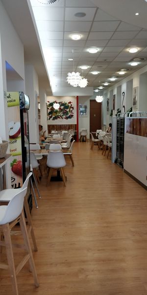 Seating at 827 Speciality Kitchen - Kalvin in Budapest