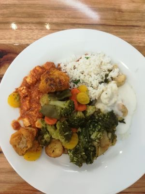 Spicy tofu, breaded 🍄 and 🥕, lasagne, steak 🥔, etc. at 827 Speciality Kitchen - Kalvin in Budapest