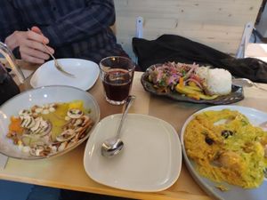 Ceviche, lomo saltado y ají de gallina.🥰 at Los Andenes Vegan in Madrid