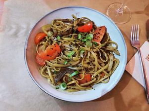 Tallarin saltado criollo  at Los Andenes Vegan in Madrid