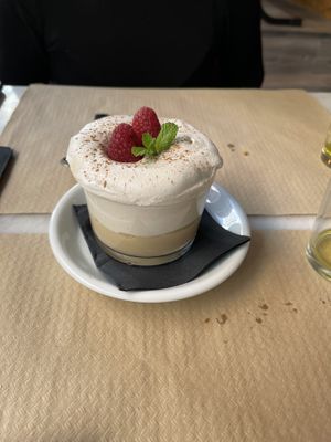 Suspiro a la limeña  at Los Andenes Vegan in Madrid