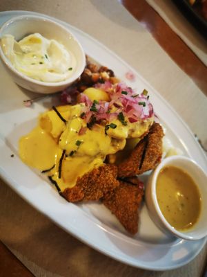 Chicharrón de pescado at Los Andenes Vegan in Madrid