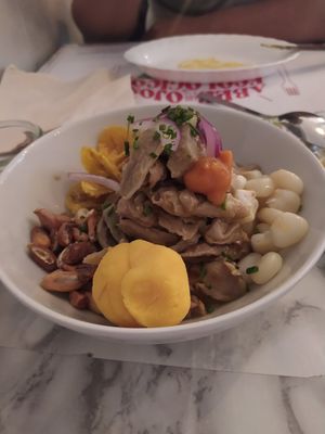 Ceviche de pollo vegano at Los Andenes Vegan in Madrid
