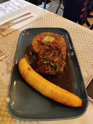 Mostrito at Los Andenes Vegan in Madrid