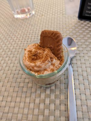 Lotus mousse at Los Andenes Vegan in Madrid