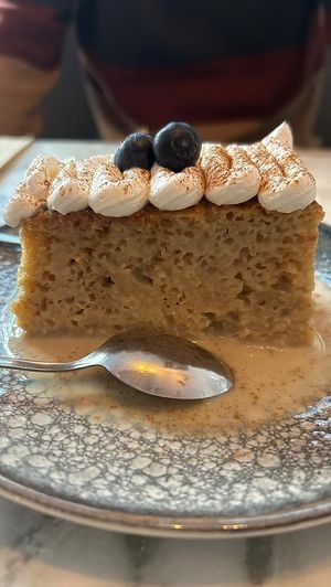 tarta 3 leches at Los Andenes Vegan in Madrid