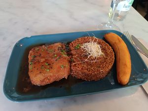  at Los Andenes Vegan in Madrid