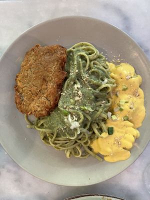 Plate of the dayy  at Los Andenes Vegan in Madrid