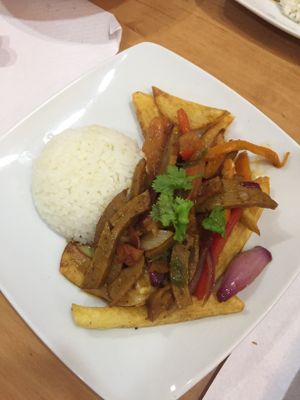 Lomos de seitán at Los Andenes Vegan in Madrid