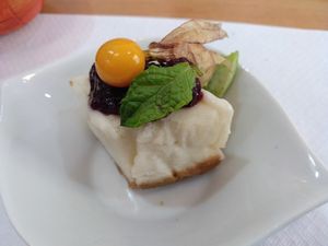 Cheese cake at Los Andenes Vegan in Madrid