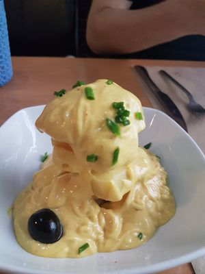 Papa a la huancaína at Los Andenes Vegan in Madrid