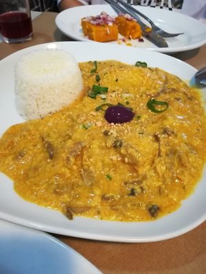 aji de gallina at Los Andenes Vegan in Madrid