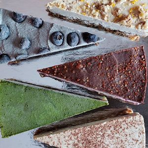 Gâteaux crus at Vivaliment in Gatineau