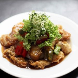 Tangsuyuk: sweet and sour crispy mushroom dish with a crunchy, secret batter recipe at Daehwa Vegetarian in Central Singapore