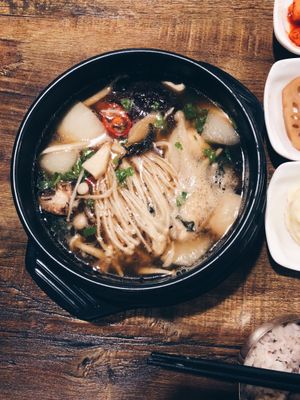 Ttukbaegi Bulgogi at Daehwa Vegetarian in Central Singapore