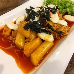 Rabokki at Daehwa Vegetarian in Central Singapore