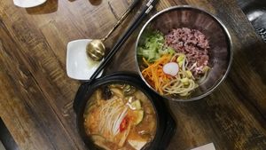 jjigae at Daehwa Vegetarian in Central Singapore