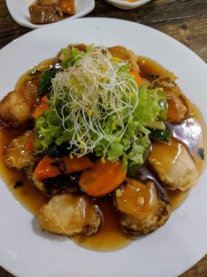 Sweet and sour crispy mushrooms (fantastic) at Daehwa Vegetarian in Central Singapore