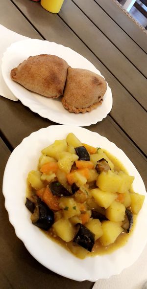 Potato & aubergine with “samosas” at Doka Dauji in Sofia