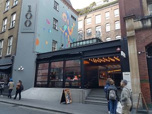 front at 100 Wardour St Bar & Lounge in London