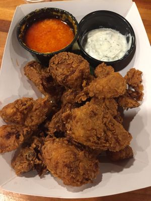 Beer battered cauliflower wings at Beaut Burger in Tucson
