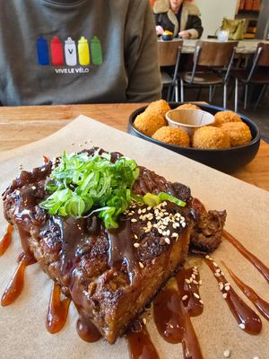 'Ribs' (seitan) at SOIL Vegan Cafe - West in Amsterdam