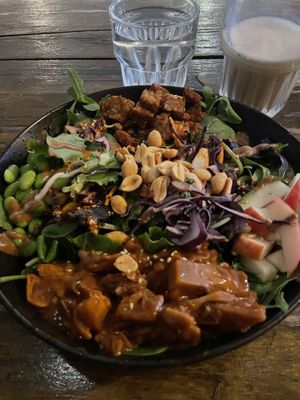 Bali salad, oat milk Latte   at SOIL Vegan Cafe - West in Amsterdam