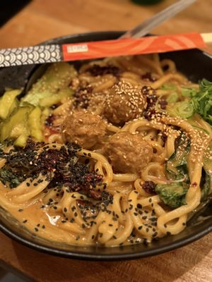 BEN BEN NOODLES 19,95 / expensive / no fresh made noodles / taste good / small portion  at SOIL Vegan Cafe - West in Amsterdam