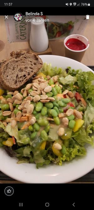 Salatbowl at Dean & David in Trier