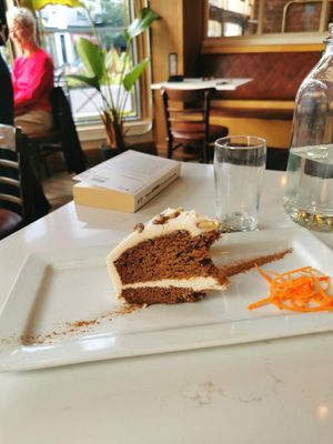 Carrot cake at Aux Vivres - Westmount in Montreal