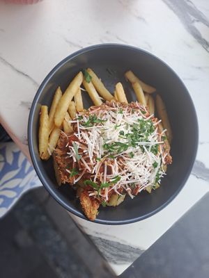  at Mina Maria in Newtown