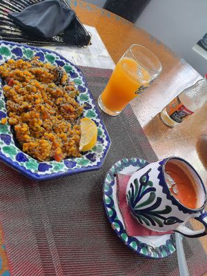 Paella y salmorejo vegano una delicia at El Piano in Granada