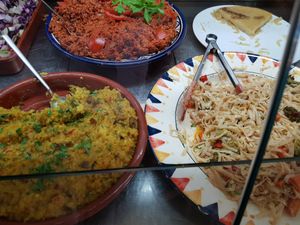 Dhal, pad Thai and chili at El Piano in Granada