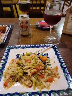 Tallarines and a glass of Tinto de Verano at El Piano in Granada