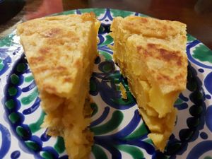 Tortilla de patatas at El Piano in Granada