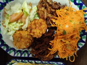 Fritter medley at El Piano in Granada