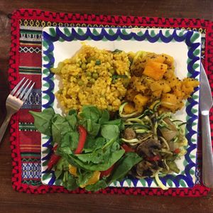 自選菜色。很美味 at El Piano in Granada