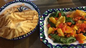 Papadum increiblemente sabroso at El Piano in Granada