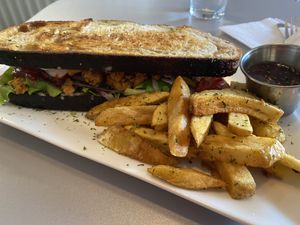 Chick & Sammy at Gia Vegan Pastries in San Pedro