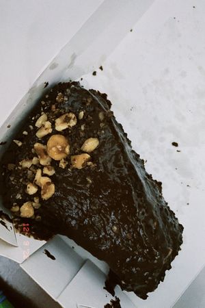 torta de chocolate com avelã   at Paprica Vegan in Curitiba