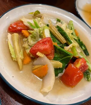 stir fried vegetables 🥕   at Dara Kitchen in Koh Samui