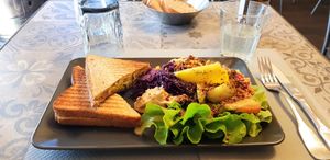 Toasted sandwich with salad at VG in Corsica