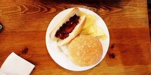 Hamburger y Chorizo at Mr. Beer's in Roquetas De Mar