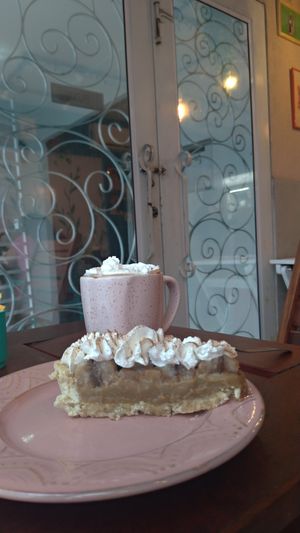 banana banoffe and mocha at Libre Café in Natal