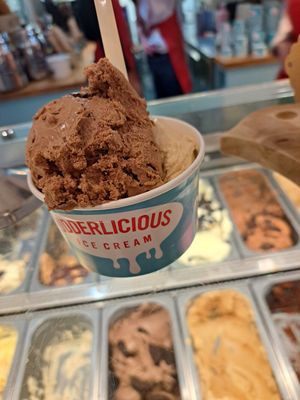 Chocolate brownie + biscoff and honey comb icecream at Udderlicious in London