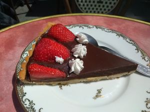 Vegetarian chocolate tart 2,00euros the piece at Biofoodies Cafe in Toulouse