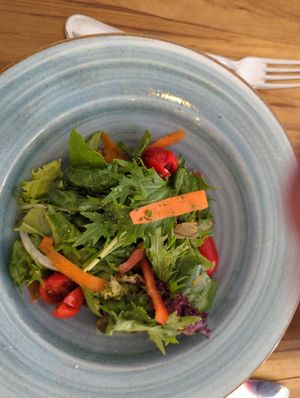 Small mixed salad at Cevicheria Trattoria Donde Wippy in Cartagena